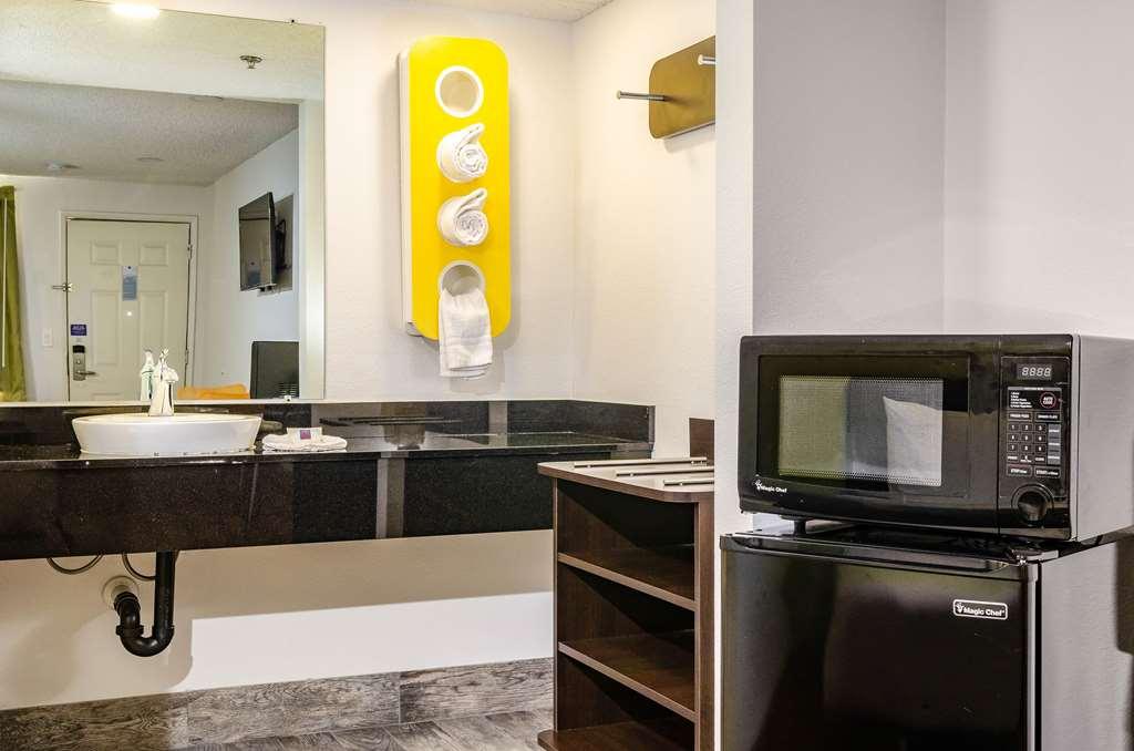 Studio 6-Fresno, Ca - Extended Stay Pinedale Oda fotoğraf