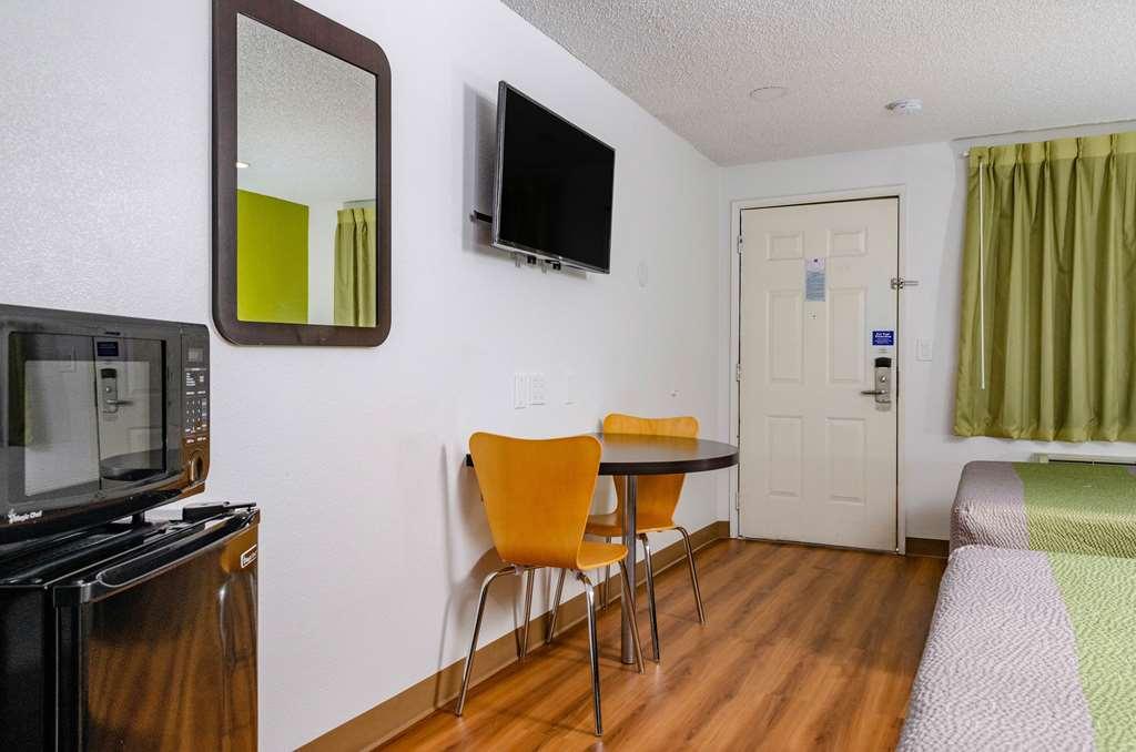 Studio 6-Fresno, Ca - Extended Stay Pinedale Oda fotoğraf
